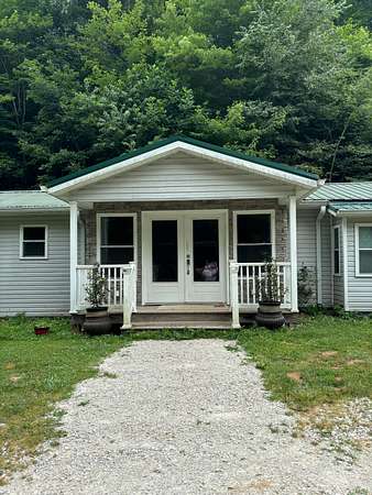 245 Acres of Land with Home for Sale in Vanceburg, Kentucky