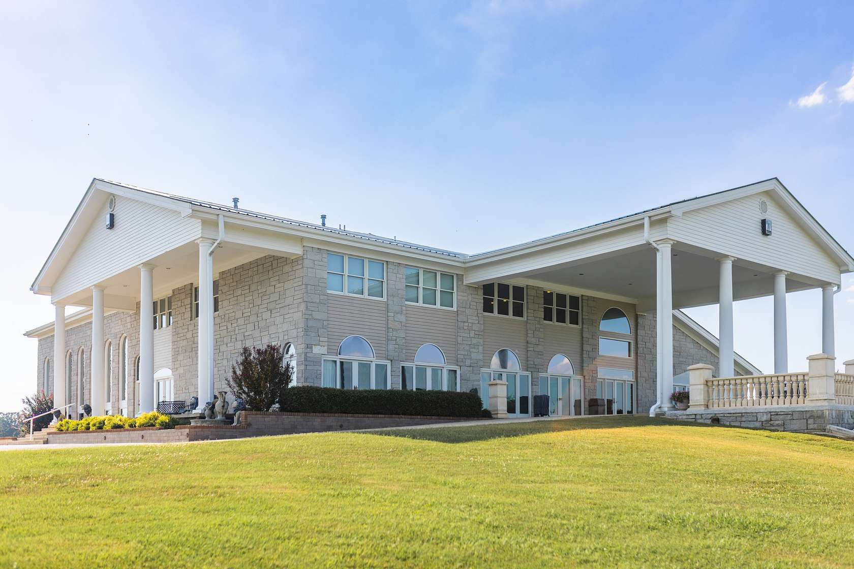 75 Acres of Recreational Land with Home for Sale in Melbourne, Arkansas