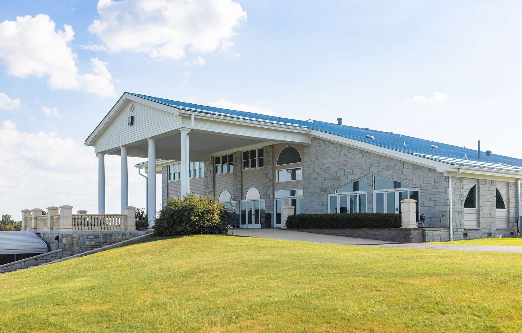 75 Acres of Recreational Land with Home for Sale in Melbourne, Arkansas