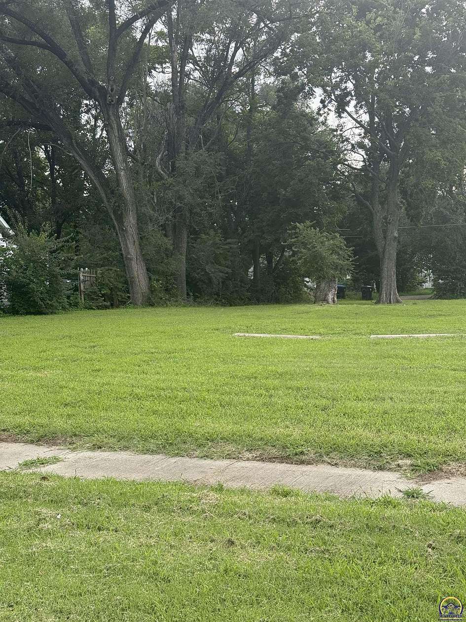 0.11 Acres of Residential Land for Sale in Topeka, Kansas