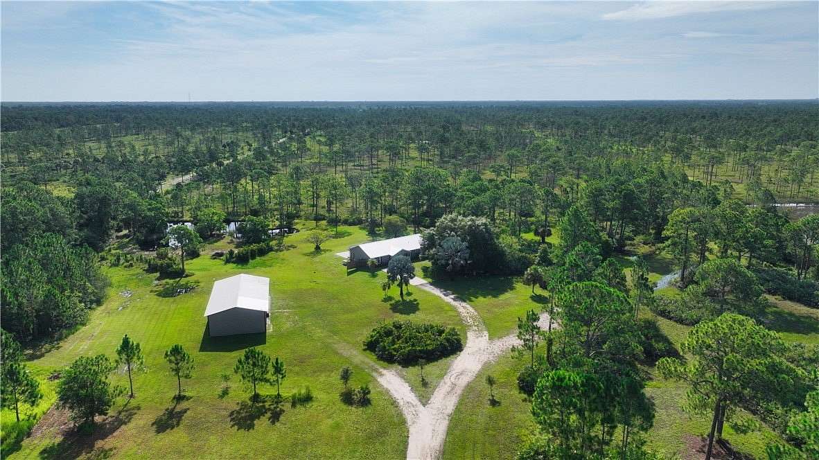 10 Acres of Residential Land with Home for Sale in Fellsmere, Florida