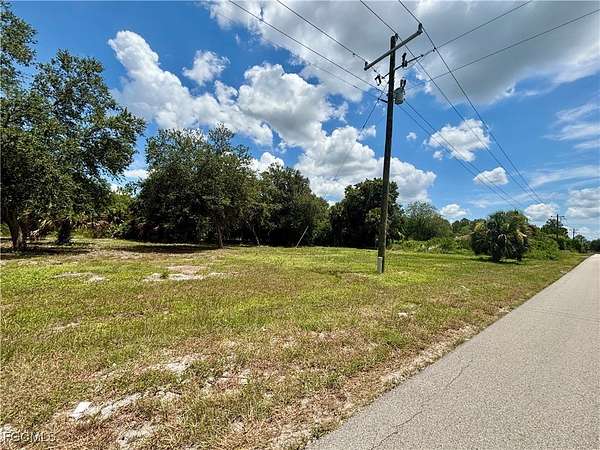 0.25 Acres of Residential Land for Sale in Lehigh Acres, Florida