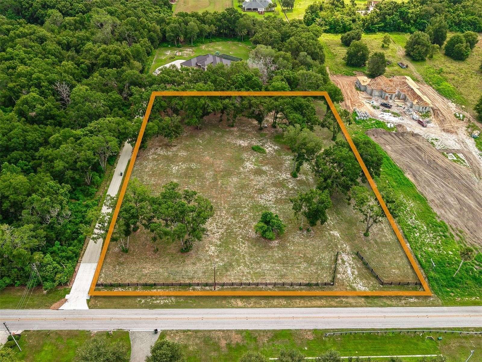 2.82 Acres of Residential Land for Sale in Mount Dora, Florida