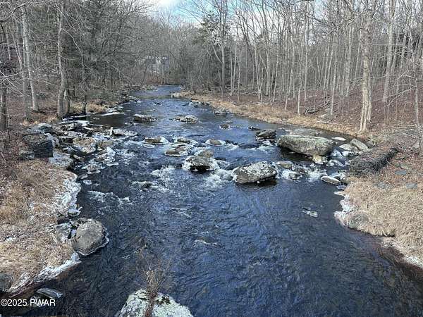 0.45 Acres of Residential Land for Sale in Bushkill, Pennsylvania