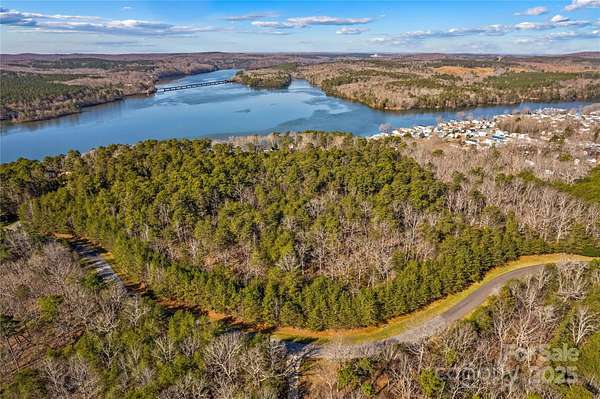 1 Acre of Residential Land for Sale in New London, North Carolina