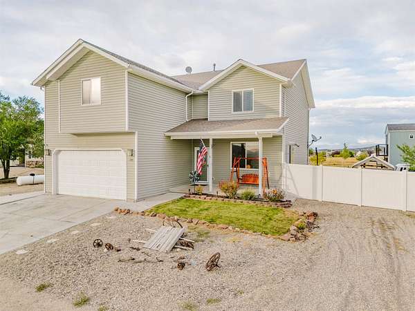 1.34 Acres of Residential Land with Home for Sale in Spring Creek, Nevada