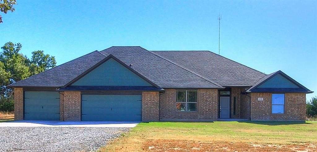 1.79 Acres of Residential Land with Home for Sale in Chandler, Oklahoma