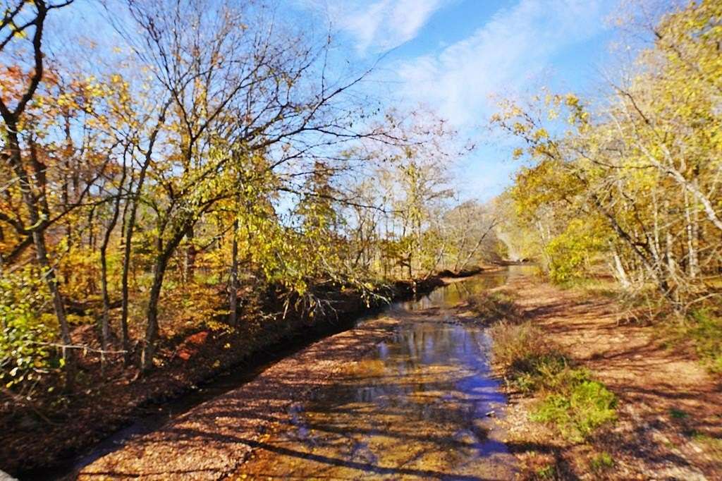 13.8 Acres of Land for Sale in Dover, Tennessee