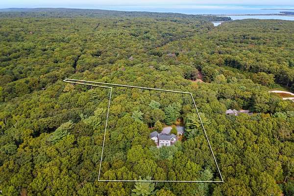 2.26 Acres of Residential Land with Home for Sale in East Hampton, New York