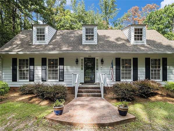 2 Acres of Residential Land with Home for Sale in Monroe, Georgia