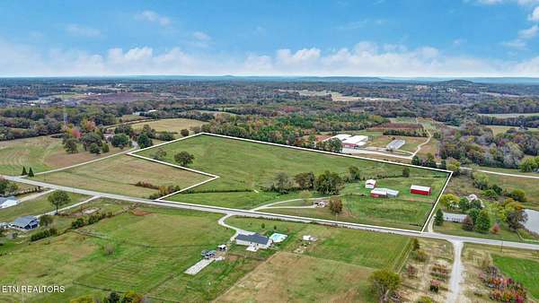 30 Acres of Agricultural Land with Home for Sale in McMinnville, Tennessee