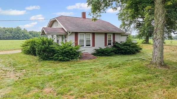 2 Acres of Residential Land with Home for Sale in Homeworth, Ohio