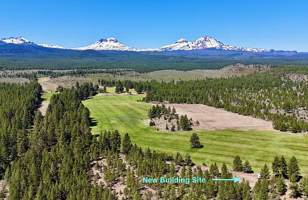700 Acres of Land with Home for Sale in Sisters, Oregon