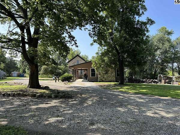 18.4 Acres of Land with Home for Sale in Marion, Kansas