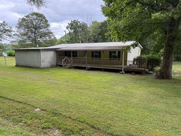 2 Acres of Residential Land with Home for Sale in Waynesburg, Kentucky