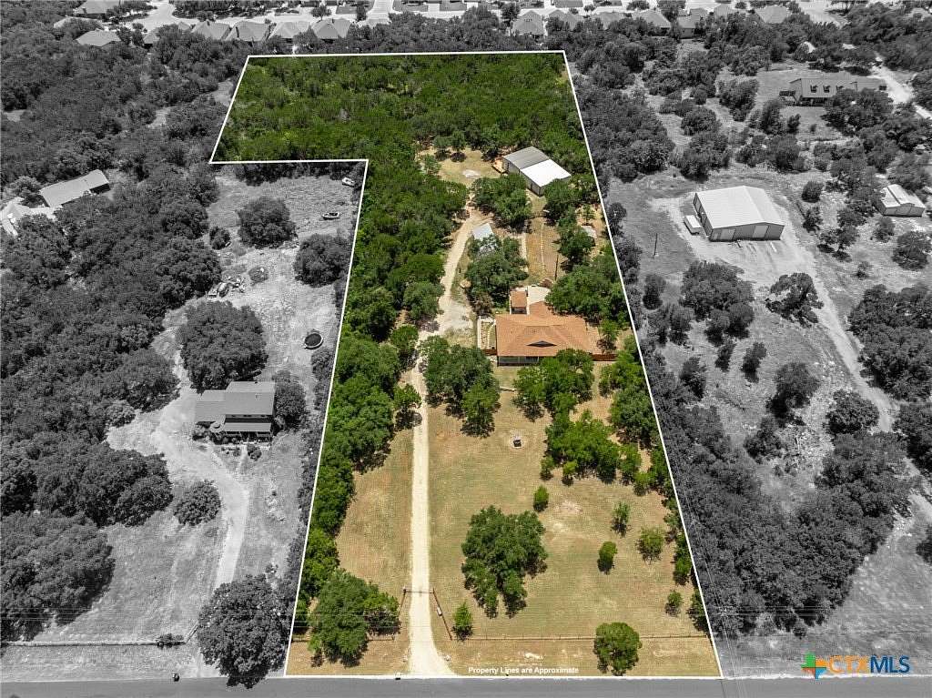 5.13 Acres of Land with Home for Sale in Georgetown, Texas