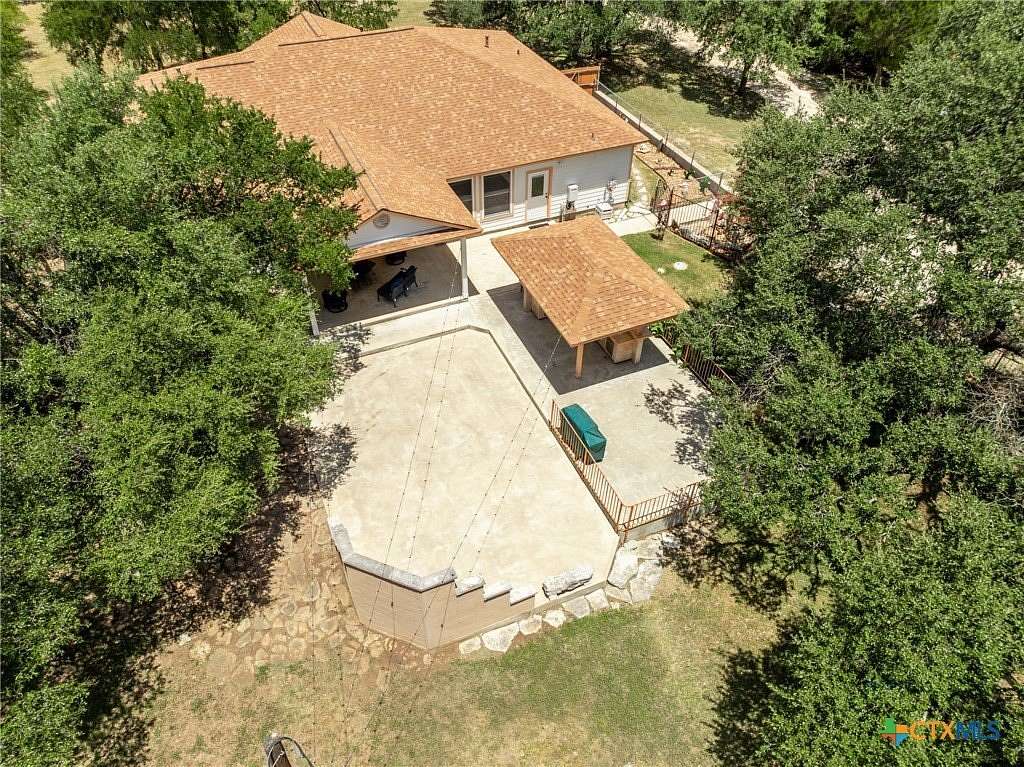 5.13 Acres of Land with Home for Sale in Georgetown, Texas