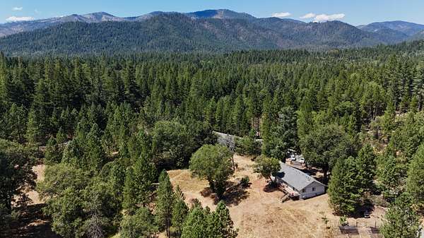 10.1 Acres of Land with Home for Sale in Selma, Oregon