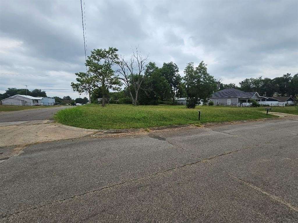 0.33 Acres of Residential Land for Sale in Seminole, Oklahoma