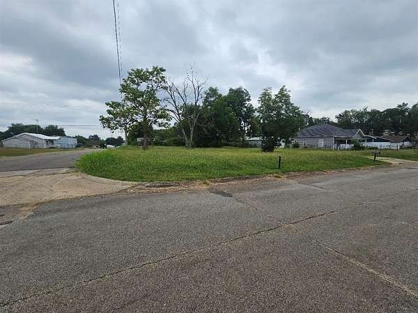 0.33 Acres of Residential Land for Sale in Seminole, Oklahoma