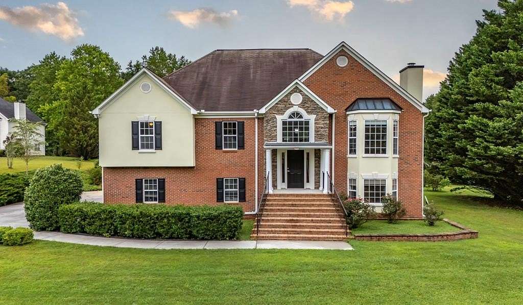 1.63 Acres of Residential Land with Home for Sale in Carrollton, Georgia