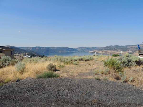 0.49 Acres of Land for Sale in Seven Bays, Washington