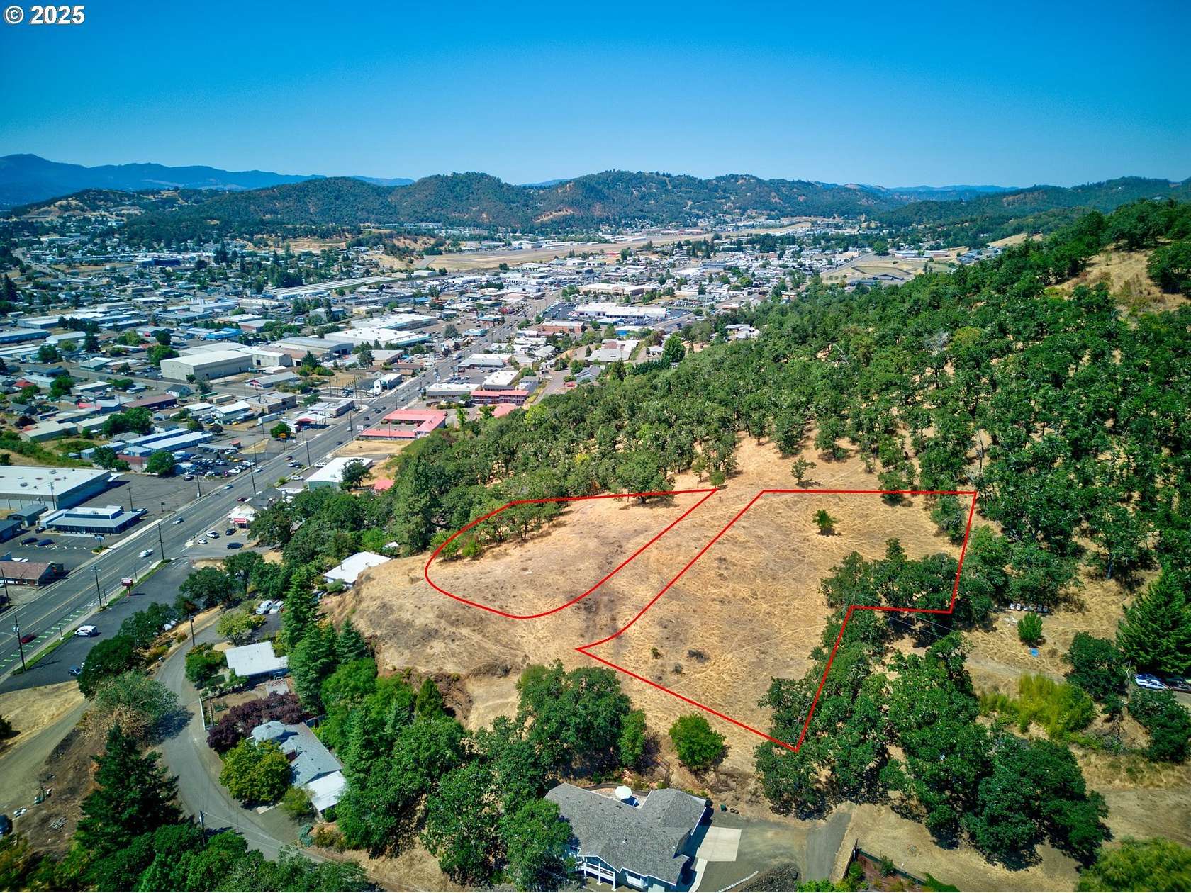1.49 Acres of Residential Land for Sale in Roseburg, Oregon