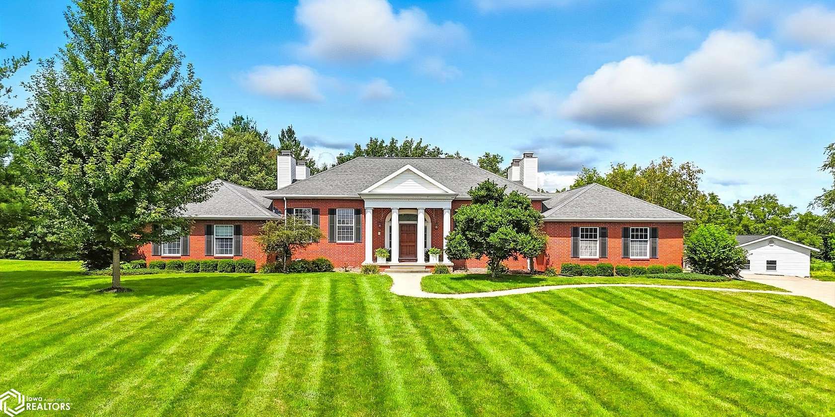 2.59 Acres of Land with Home for Sale in Mount Pleasant, Iowa