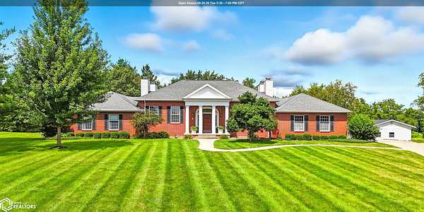 2.59 Acres of Land with Home for Sale in Mount Pleasant, Iowa