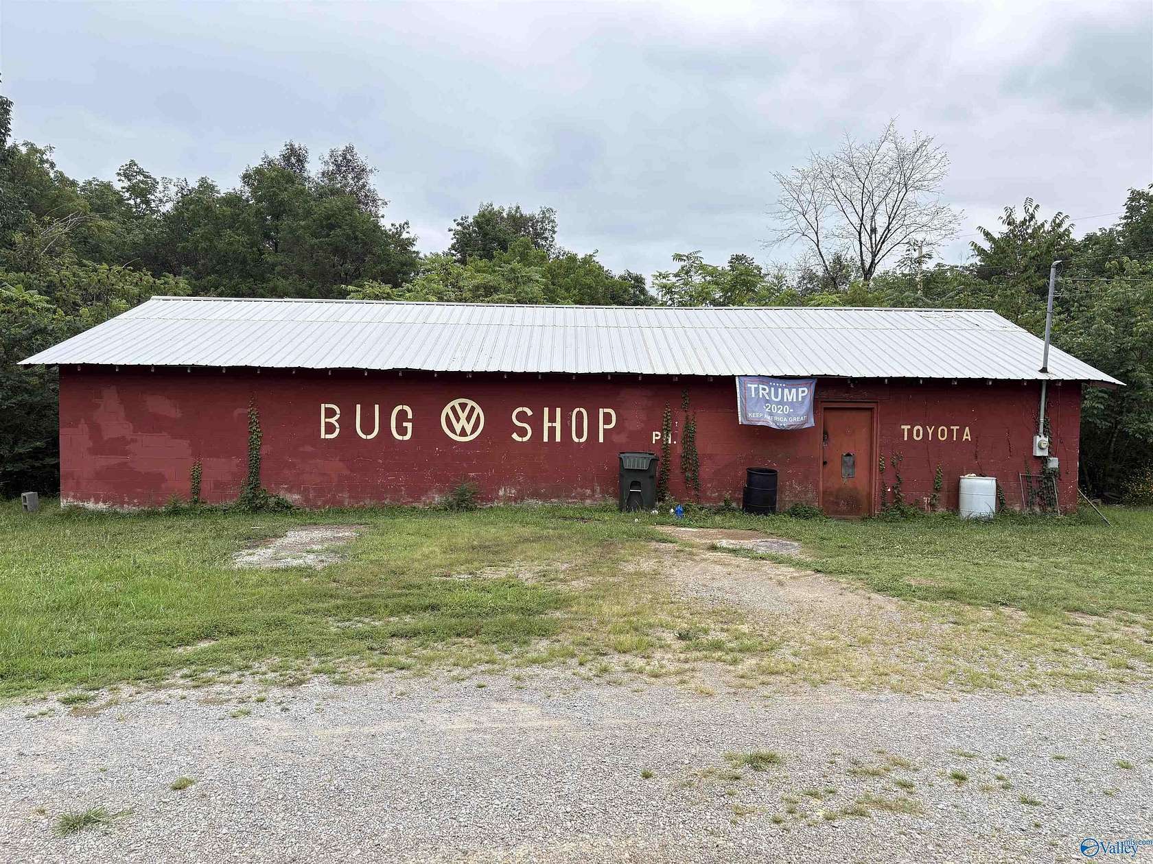 0.75 Acres of Improved Commercial Land for Sale in Scottsboro, Alabama