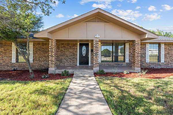 6 Acres of Land with Home for Sale in Springtown, Texas