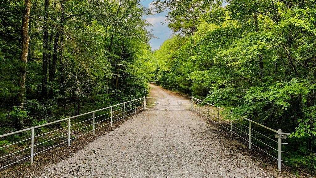 77 Acres of Land with Home for Sale in Mineola, Texas
