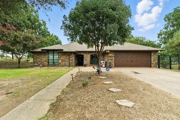 11.3 Acres of Land with Home for Sale in Weatherford, Texas