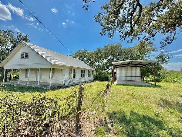 22.2 Acres of Agricultural Land with Home for Sale in Riesel, Texas