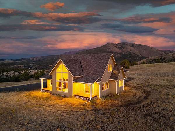 40 Acres of Land with Home for Sale in John Day, Oregon