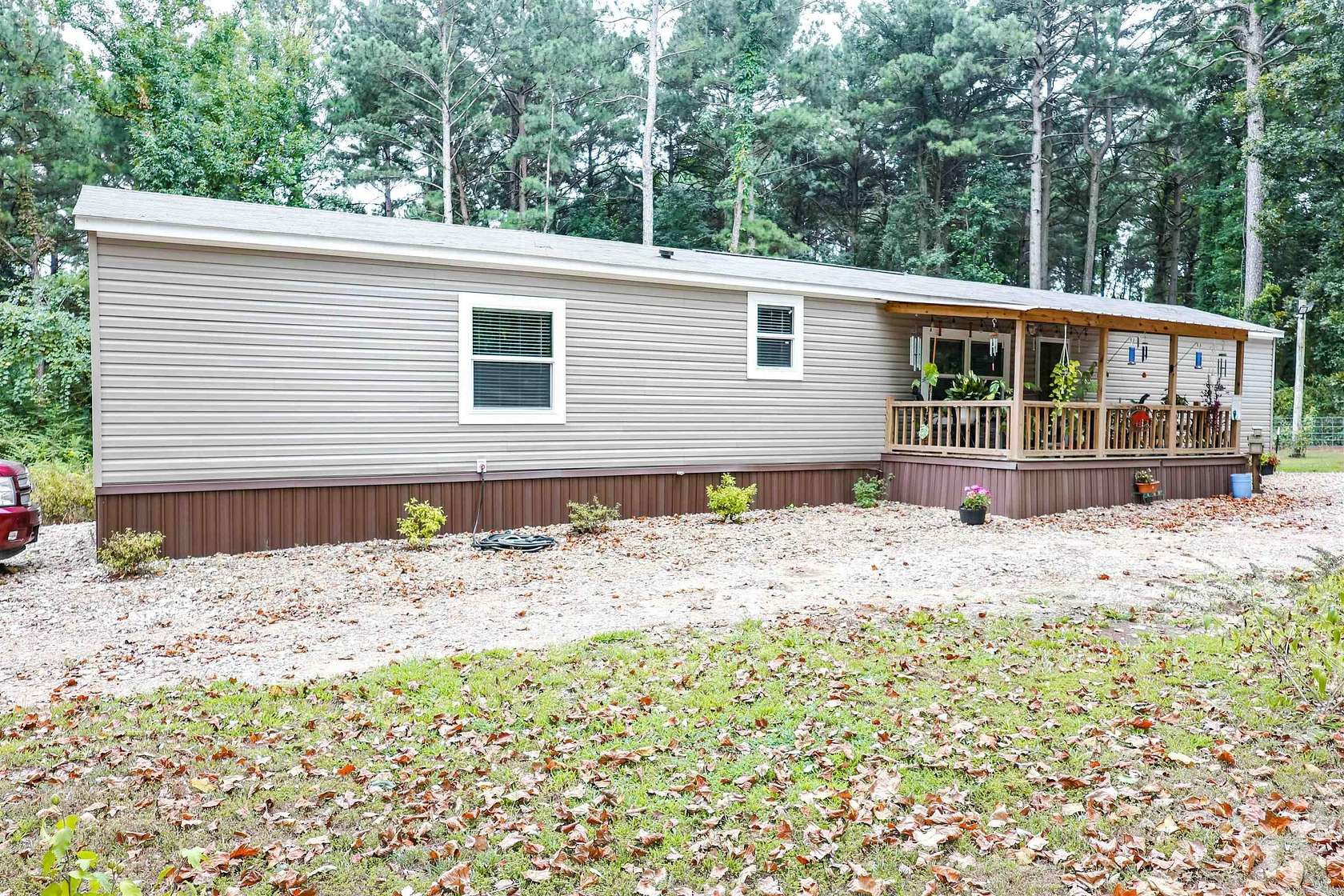 3.85 Acres of Residential Land with Home for Sale in Newhope, Arkansas