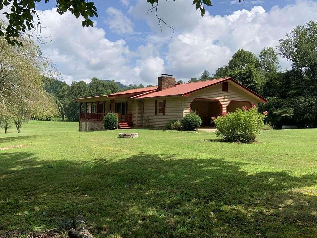 3.14 Acres of Residential Land with Home for Sale in Suches, Georgia