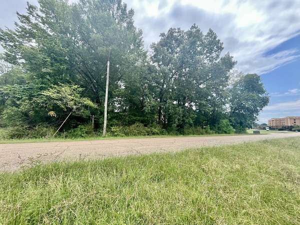 0.81 Acres of Commercial Land for Sale in Columbus, Mississippi