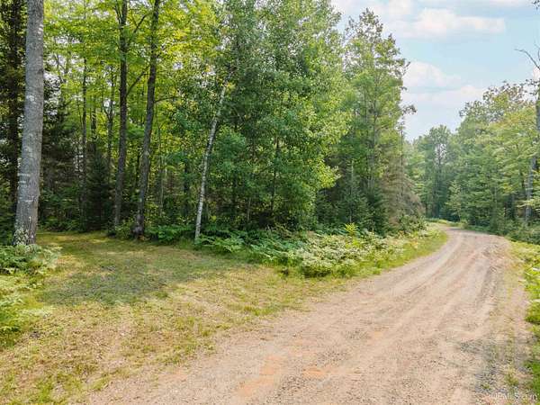 3.29 Acres of Residential Land for Sale in Crystal Falls, Michigan