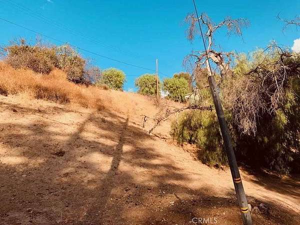 0.05 Acres of Land for Sale in Woodland Hills, California