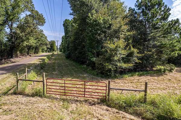 120 Acres of Recreational Land for Sale in Troup, Texas