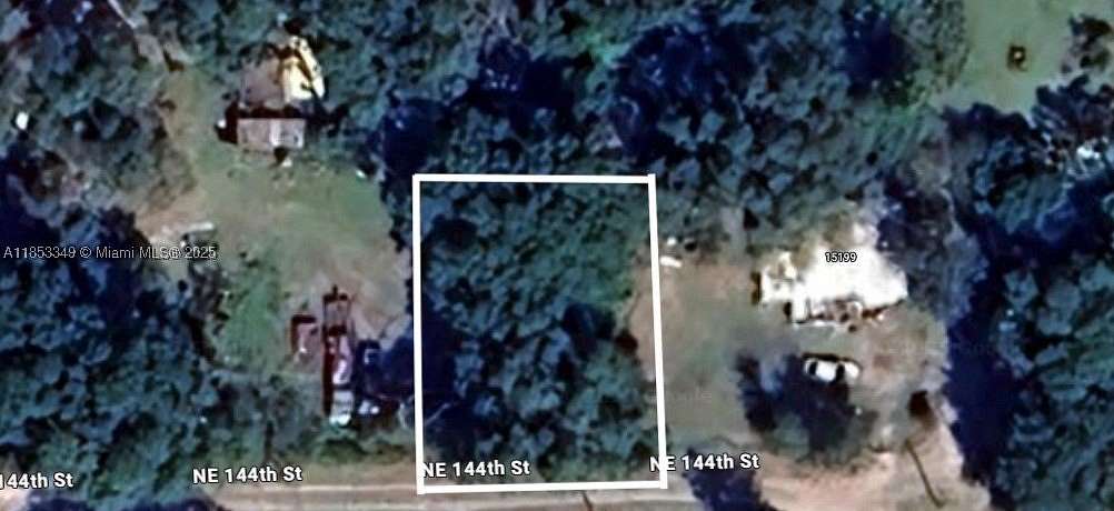 0.11 Acres of Residential Land for Sale in Fort McCoy, Florida