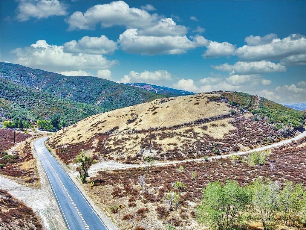 11.5 Acres of Land for Sale in Palmdale, California