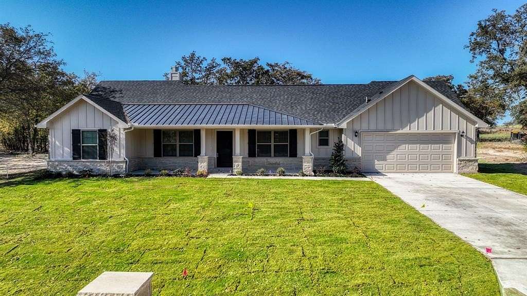 2 Acres of Residential Land with Home for Sale in Poolville, Texas