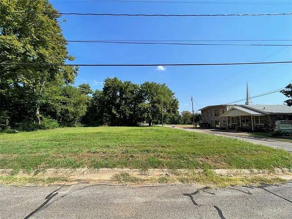 0.12 Acres of Land for Sale in Paris, Texas