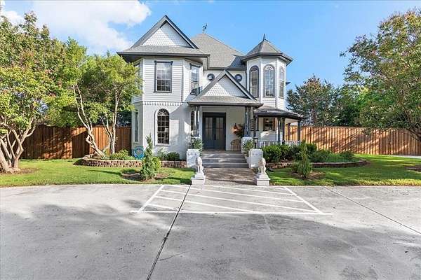 2.48 Acres of Residential Land with Home for Sale in Rowlett, Texas