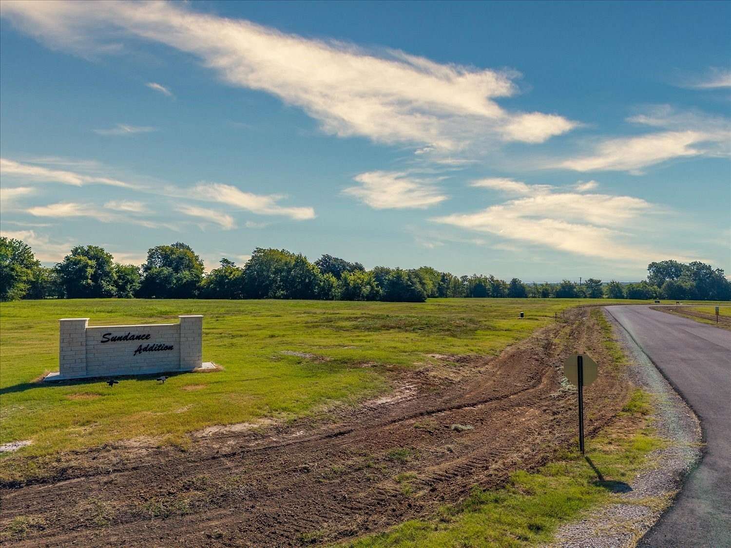 1.12 Acres of Residential Land for Sale in Campbell, Texas