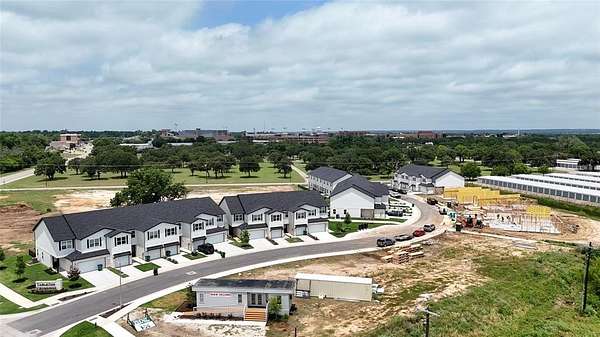 2 Acres of Improved Mixed-Use Land for Sale in Stephenville, Texas