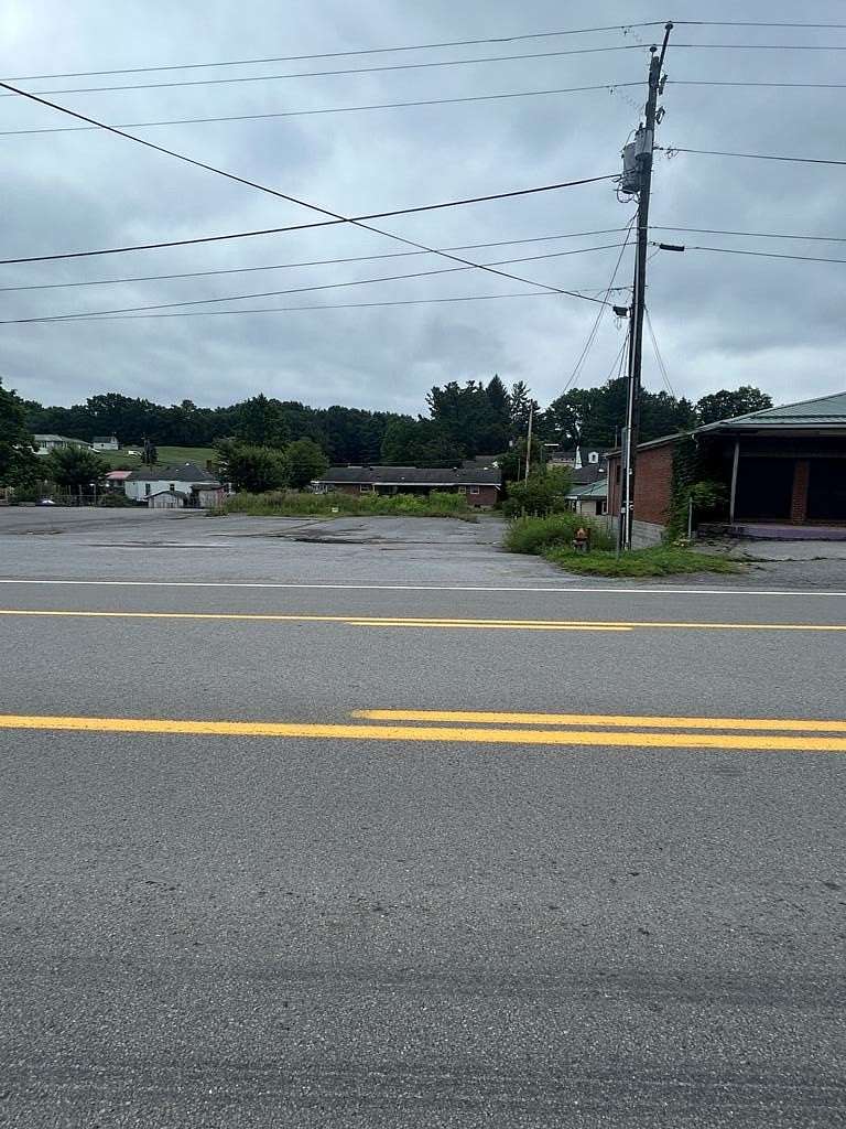 0.32 Acres of Mixed-Use Land for Sale in Bluefield, West Virginia