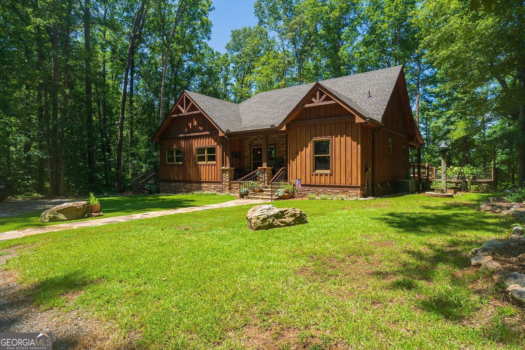 11.8 Acres of Land with Home for Sale in Culloden, Georgia